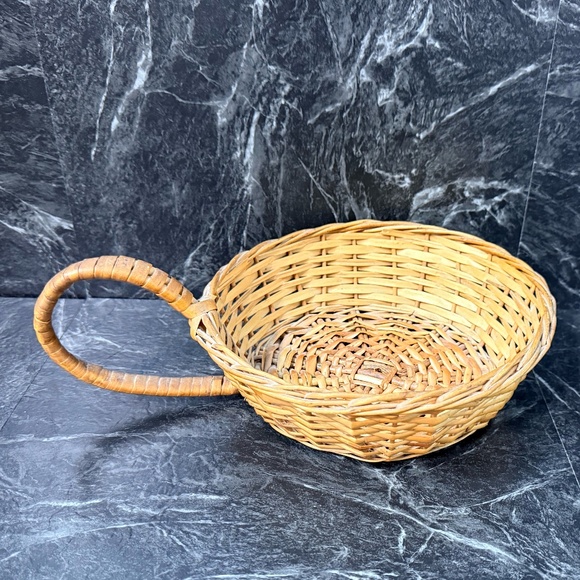 Wicker Basket - Picture 12 of 12